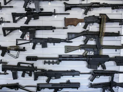 - 17.03.2016 - Postojna - Trgovina z orožjem REBEC - prodaja orožja, streliva in opreme - orožje   ///FOTO: Jaka Gasar