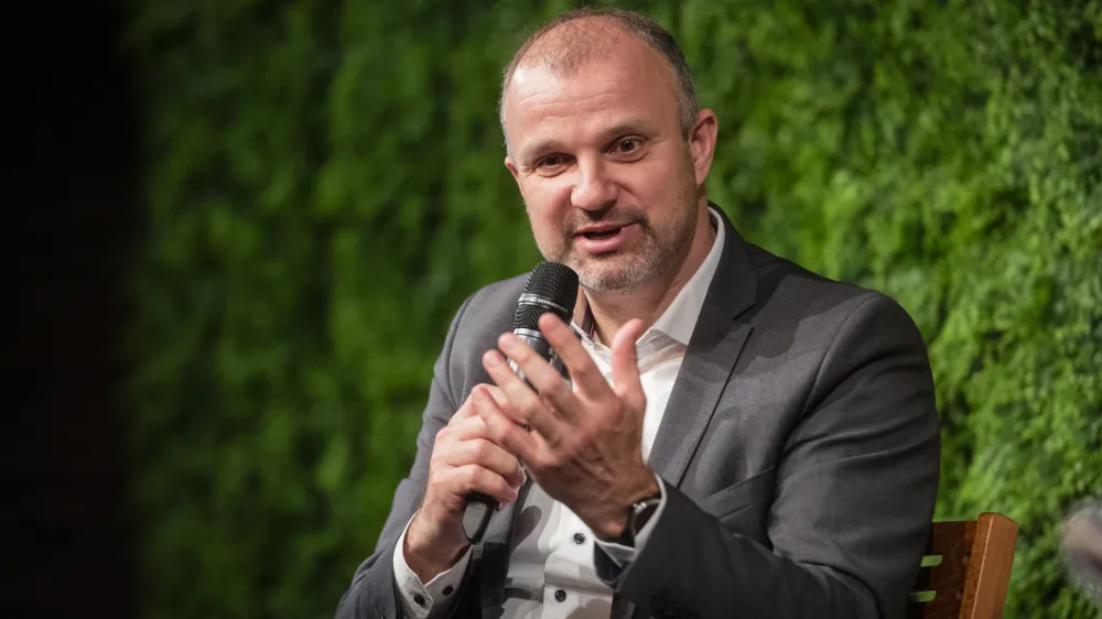 Ljubljana, CD.<br>Predstavitev dosezkov slovenske predstavitve na Expu v Dubaju.<br>Generalni direktor GZS Ales Cantarutti.