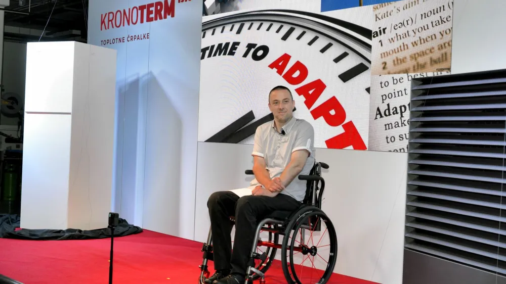 Bogdan Kronov&scaron;ek, direktor podjetja Kronoterm, na predstavitvi toplotne črpalke adapt. F Kronoterm