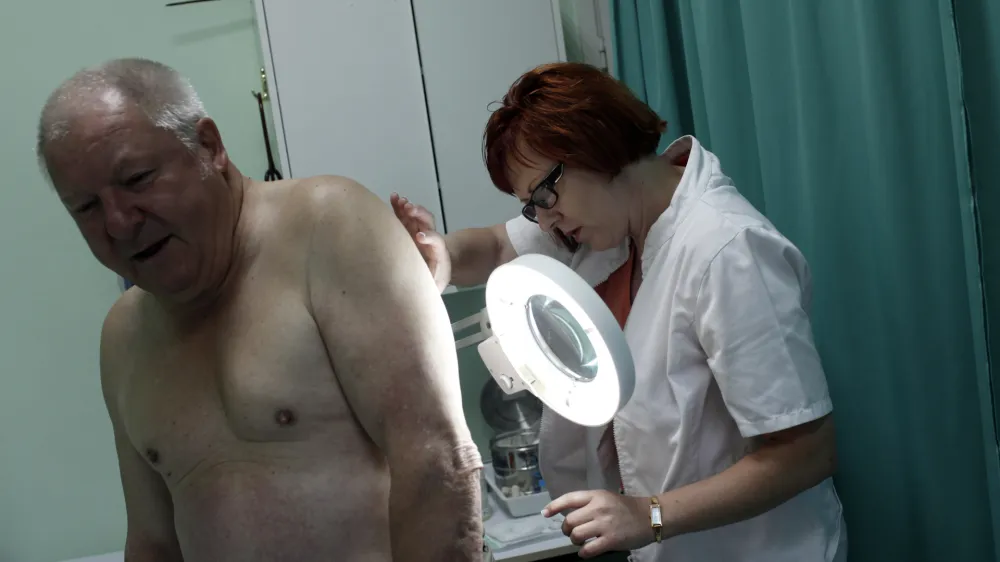 zdravnica dr.med.Jana Golub, spec.spl.med - Ambulanta družinske medicine- 1.7.2013 - Zdravstveni dom ZD Slovevenska Bistrica -  //FOTO: Luka Cjuha