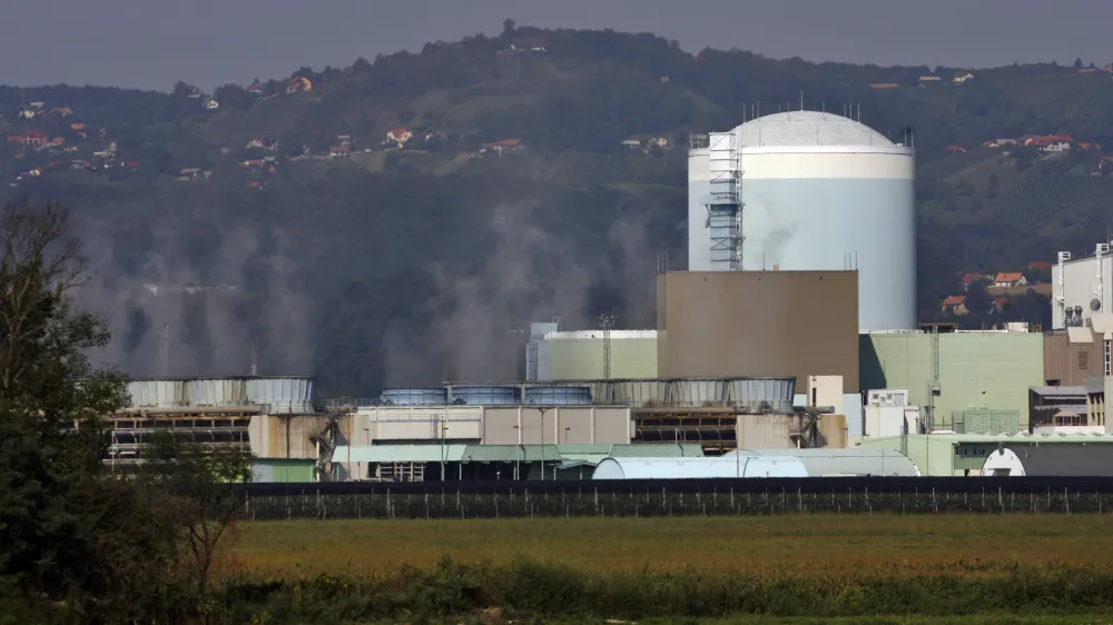 - Nuklearna elektrarna Kr&scaron;ko (NEK) - Jedrska elektrarna Kr&scaron;ko (JEK) //FOTO: Tomaž Skale