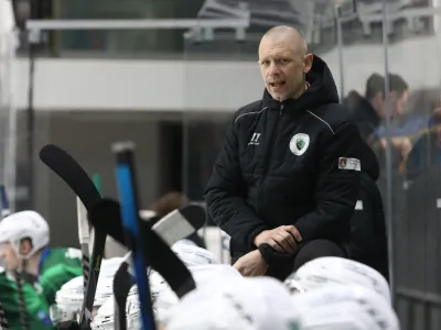 trener Olimpije Mitja &Scaron;ivic- 08.02.2022 - hokej - Olimpija: Jesenice, državno prvenstvo, polfinale, povratna tekma //FOTO: Luka Cjuha..