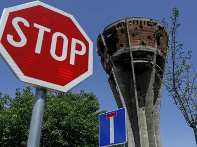 - Ilustrativna fotografija - Vukovar, hrva&scaron;ko mesto, ki leži ob srbski meji, hrva&scaron;ko - srbska meja, vodni stolp- 1.7.2013 - Vstop Hrva&scaron;ke v Evropsko unijo (EU) - Hrva&scaron;ka je postala 28. članica Evropske unije - na evropski cilj je prispela devet let za Slovenijo, s katero sta se osamosvojili hkrati.  //FOTO: Jaka Gasar