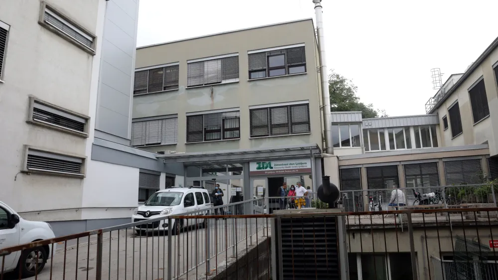 - 08.10.2021 - Zdravstveni dom Ljubljana ZD Vič &ndash; Rudnik, &Scaron;estova ulica 10 //FOTO: Tomaž Skale 