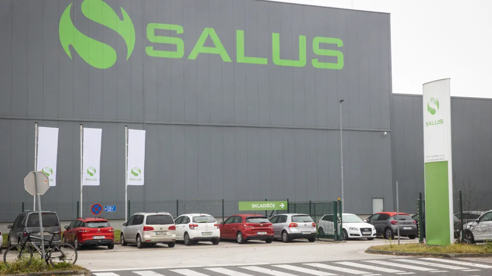 Ljubljana, Salus.<br>Poslopje skupine Salus.