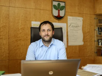 župan občine Hrastnik Marko Funkl - 10.09.2019 - Občina Hrastnik - obisk pri županu za rubriko župani zasebno //FOTO: Jaka Gasar