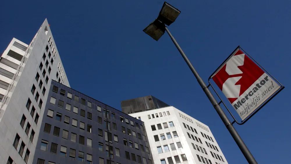 V prihodnje lahko pričakujemo, da bo Konzum ali Fortenova grupa prevzela &scaron;e Mercatorjevi hčerinski družbi na bosanskem in srbskem trgu.