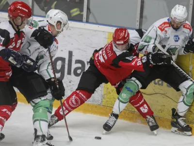 hokejist Olimpije - zmagovalci pokala Slovenije - 28.09.2022 &ndash; hokej - Sij Acroni Jesenice: SŽ Olimpija - pokal Slovenije, finale //FOTO: Jaka Gasar