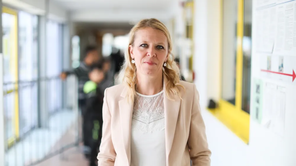 - 10.05.2022 - mag. Katarina &Scaron;trukelj, direktorica Urada Vlade RS za oskrbo in integracijo migrantov //FOTO: Bojan Velikonja