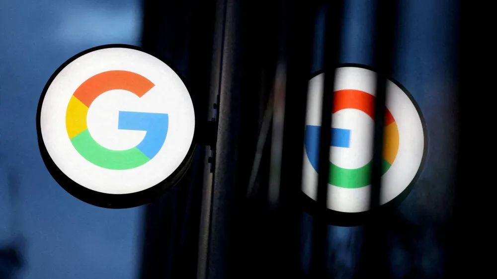FILE PHOTO: The logo for Google LLC is seen at the Google Store Chelsea in Manhattan, New York City, U.S., November 17, 2021. REUTERS/Andrew Kelly/File Photo