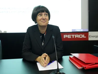 začasna predsednica uprave Petrol mag. Nada Drobne Popović- 12.12.2019 &ndash; 30. Skup&scaron;čina delničarjev družbe PETROL 2019 - delničarji so se seznanili s podrobnej&scaron;imi informacijami o razlogih za predčasno prenehanje mandatov uprave Tomaža Berločnika //FOTO: Jaka Gasar