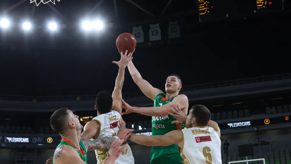 - 01.02.2023 &ndash; ko&scaron;arka - Cedevita Olimpija: Venezia,&nbsp;evropska liga, 13. krog:&nbsp;//FOTO: Bojan Velikonja&nbsp;
