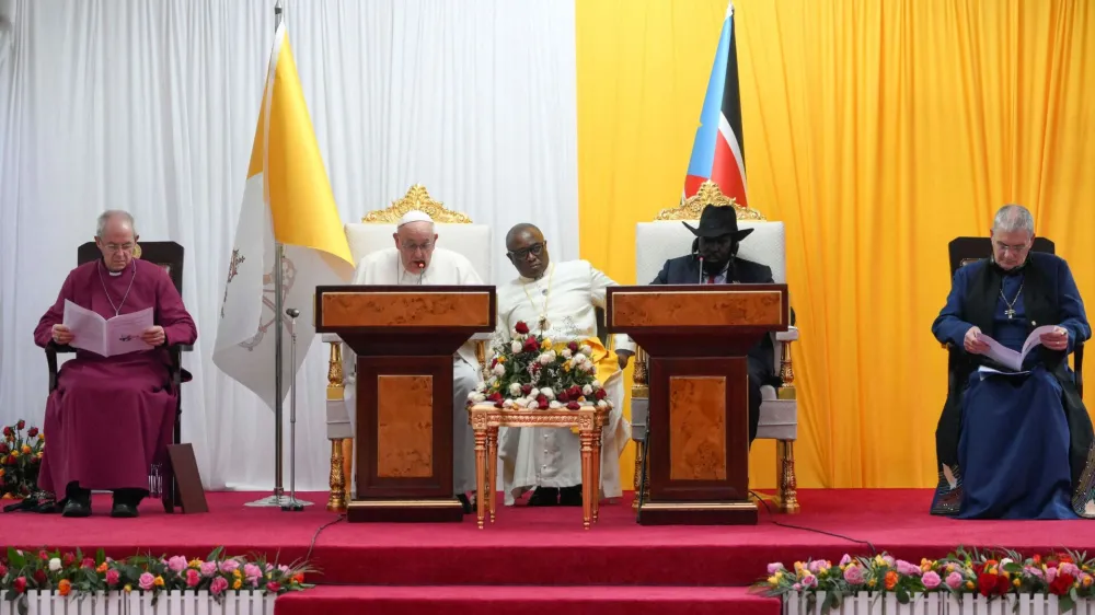 Pope Francis addresses a gathering at the Presidential Palace during Pope's apostolic journey, in Juba, South Sudan, February 3, 2023. Vatican Media/&shy;Handout via REUTERS  ATTENTION EDITORS - THIS IMAGE WAS PROVIDED BY A THIRD PARTY.