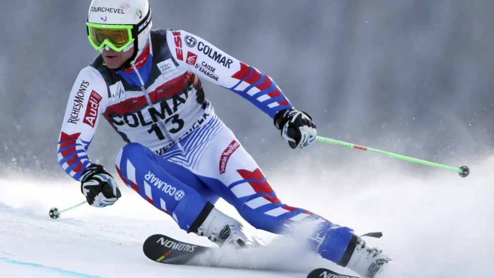 France's Alexis Pinturault races down the course during first run at the men's World Cup giant slalom ski competition in Beaver Creek, Colo. on Tuesday Dec. 6, 2011. (AP Photo/Alessandro Trovati)