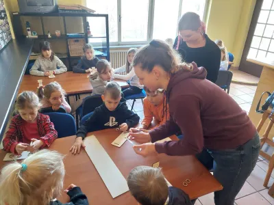 Otrokom sta bila najbolj v&scaron;eč izdelava namizne igre ko&scaron;opult in drsanje na drsali&scaron;ču.&nbsp;