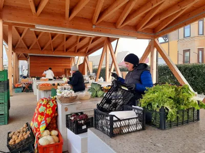 Z dobavo zdrave lokalne hrane v vrtce in &scaron;ole želijo v medvo&scaron;ki občini povečati stopnjo lokalne prehranske samooskrbe in občane spodbujajo k uživanju lokalnih živil.&nbsp;