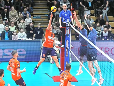 Maribor: Velenje, odbojka, finale pokala, ACH Volleyja Ljubljana in Calcit Volley - Avtor Igor Napast - - Avtor: Igor Napast