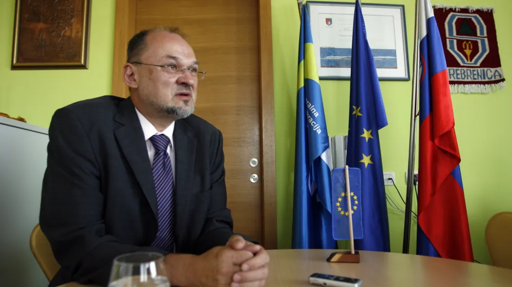 Jelko Kacin, evropski poslanec in poročevalec EP za Srbijo //FOTO: Tomaž SkaleOPOMBA: ZA OBJAVO V PRILOGI &ndash; DNEVNIKOV OBJEKTIV - INTERVJU 2012