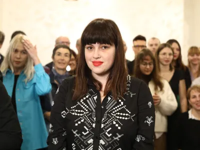 - &scaron;tab In&scaron;titut 8. marec -direktorica In&scaron;tituta 8. marec Nika Kovač- 27.11.2022 &ndash; Referendumi 2022 &ndash; glasovanje o treh zakonodajnih referendumih, in sicer o&nbsp;noveli Zakona o vladi, noveli Zakona o dolgotrajni oskrbi in noveli Zakona o Radioteleviziji Slovenija&nbsp;&nbsp;//FOTO: Luka Cjuha