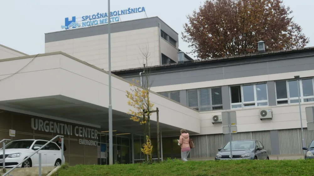 Splo&scaron;na bolni&scaron;nica Novo mesto, ena od podpisnic pobude in četrta največja bolni&scaron;nica v državi, je tudi učna bolni&scaron;nica za potrebe novome&scaron;ke fakultete za zdravstvene vede.&nbsp;