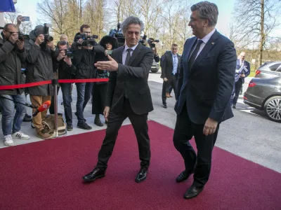 predsednik slovenske vlade dr. Robert Golobhrva&scaron;ki predsednik vlade Andrej Plenković - 28.03.2023 &ndash; Brdo pri Kranju - delovni obisk predsednika Vlade Republike Hrva&scaron;ke Andreja Plenkovića &ndash; predsednika vlad razpravljala o sodelovanju na področju energetike in infrastrukture, razmer na Zahodnem Balkanu in sodelovanje glede migracij. //FOTO: Luka Cjuha