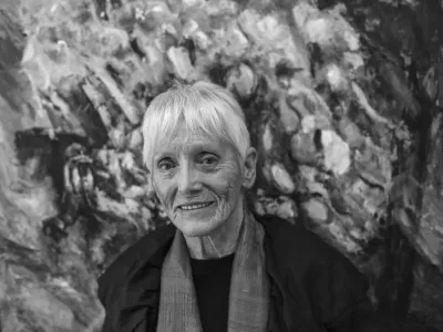 - 18.05.2016 - Akademska slikarka Milena Usenik je po 21 letih predstavlja pregled svojih likovnih del v Bežigrajski galeriji 1, ki jih je avtorica ustvarila v času med letoma 2004 in 2015. <br><br><br><br>//FOTO: Jaka Gasar