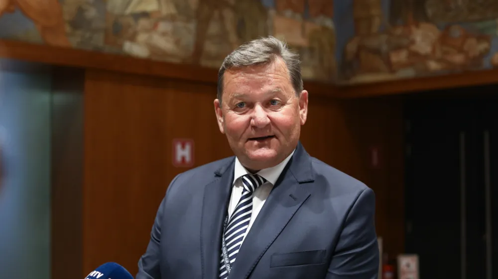 Aleksander Jev&scaron;ek28.05.2022 -predstavitev kandidata za ministra za razvoj in evropsko kohezijsko politiko Aleksandra Jev&scaron;ka pred odborom DZ za zadeve EU ter odborom DZ za gospodarstvoFOTO:Luka Cjuha