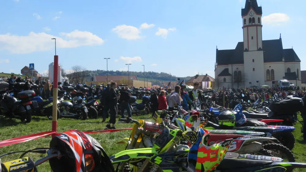 Blagoslov motorjev in motoristov Mirna Peč 2022. 