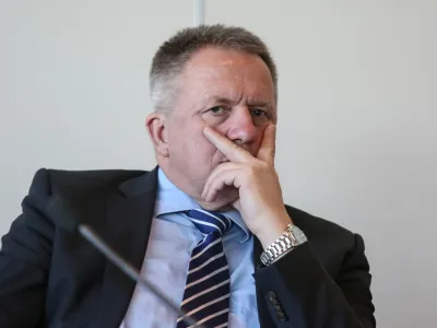 minister za gospodarski razvoj in tehnologijo Zdravko Počival&scaron;ek - 06.12.2016 - Združenje delodajalcev Slovenije - 5. letni kongres ZDS, z naslovom &raquo;Kak&scaron;no poslovno okolje lahko pričakuje gospodarstvo v 2017?&laquo;. - okrogla miza z gospodarstveniki, na kateri so predstavili svoja pričakovanja do vlade v letu 2017;  //FOTO: Luka Cjuha.