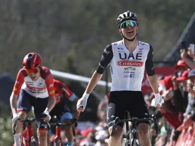 Tadej Pogačar je sredi aprila vpisal že 12. zmago sezone. Lani jih je v celem letu nabral 16.