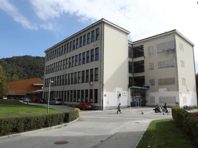  04.10.2022 - Osnovna &scaron;ola O&Scaron; Frana Albrehta, Kamnik &ndash; gradnja - gradbi&scaron;če kamni&scaron;ke osnovne &scaron;ole //FOTO: Luka Cjuha