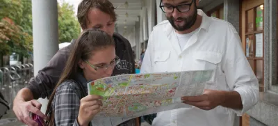 Tatovi pogosto delajo v dvoje in so polni zvijač. Vedno bodimo pozorni. 