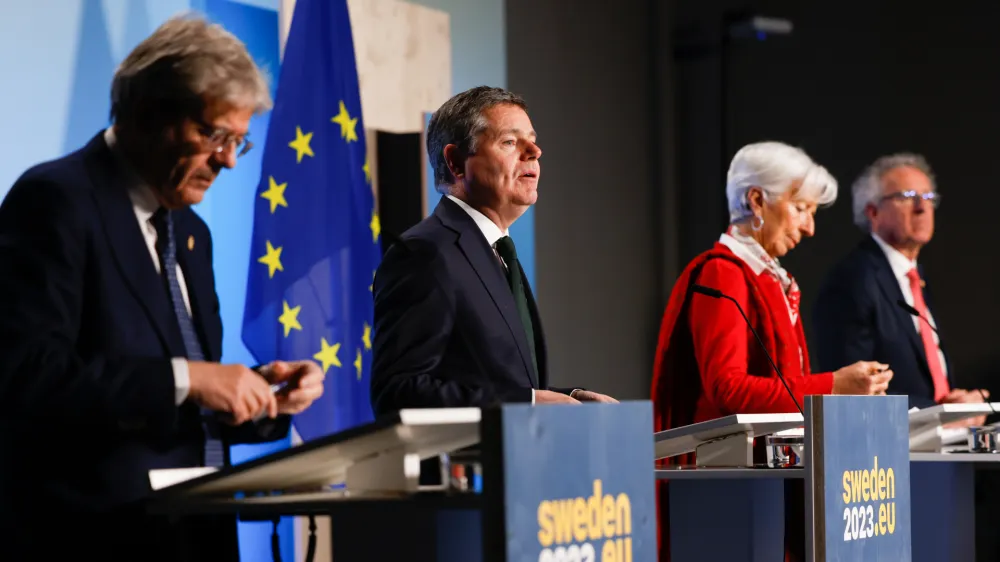 HANDOUT - 28 April 2023, Sweden, Stockholm: (L-R) EU commissioner for Economy, Paolo Gentiloni, Minister for Public Expenditure and Reform of Ireland Paschal Donohoe, President of the European Central Bank Christine Lagarde and Managing Director of the European Stability Mechanism attend a press conference after the Euro-group meeting of Finance and Economy Ministers. Photo: Johannes Frandsen/European Council/dpa - ATTENTION: editorial use only and only if the credit mentioned above is referenced in full