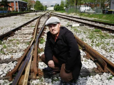 Dr. Damir Josipovič, vi&scaron;ji znanstveni sodelavec, In&scaron;titut za narodnostna vpra&scaron;anja