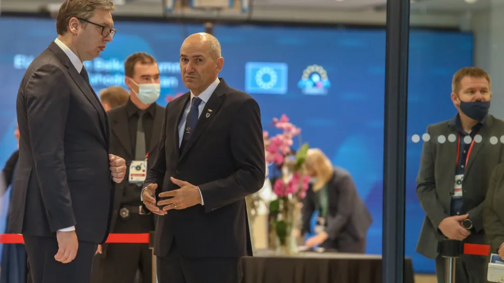 predsednik vlade Janez Jan&scaron;a predsednik Srbije Aleksandar Vučić, - 06.10.2021 &ndash; Brdo pri Kranju - Slovensko predsedovanje Svetu Evropske unije 2021 - Vrh EU-Zahodni Balkan - dvodnevno srečanje voditeljev vlad in držav članic EU ter partneric z Zahodnega Balkana  //FOTO: Luka Cjuha.