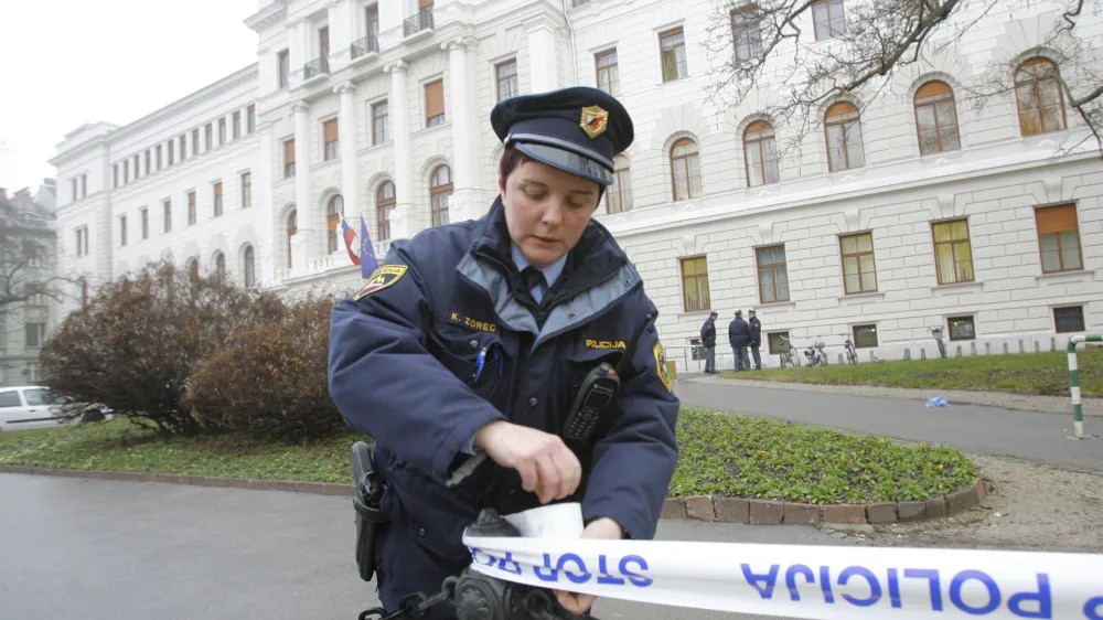 - bombni preplah- sojenje zoper Zdenka Strojana. Igorja Strojana, Janeza Jagodica in Violeto Strojan- okrožno sodi&scaron;če v Ljubljani//FOTO: Jaka AdamičOPOMBA: ZA OBJAVO V ČASOPISU DNEVNIK