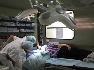 Urgenca UKC - Urgentni kirur&scaron;ki blok  - ilustrativna fotografija - zdravstvo - zdravniki -  ///FOTO: Luka Cjuha///FOTO: Luka Cjuha