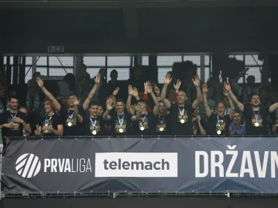 - 20.05.2023 &ndash; nogomet - Olimpija: Celje, Prva liga Telemacha, 36., zadnji krog: - nogometa&scaron;i Olimpije - državni prvaki 2022/23 //FOTO: Luka Cjuha