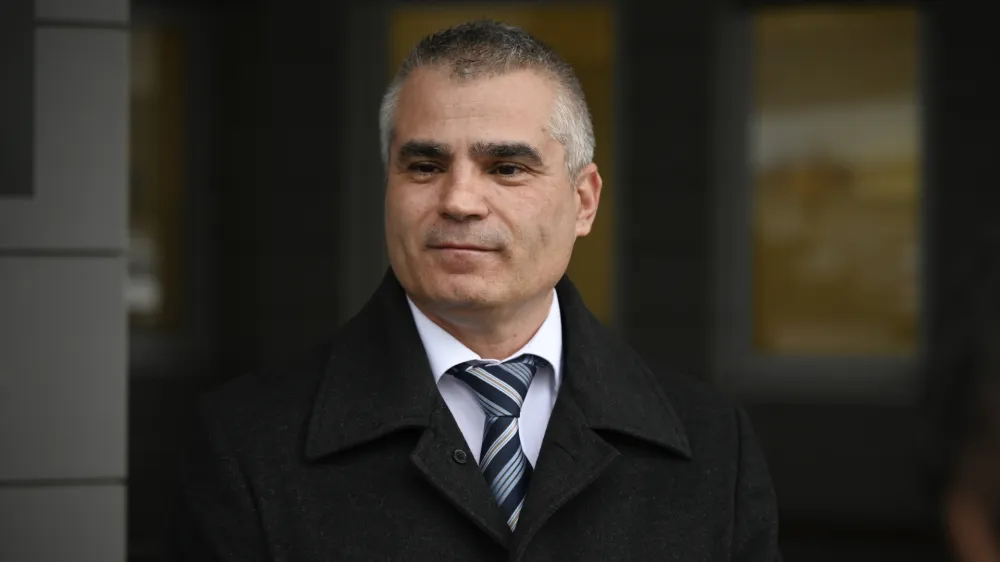 novi generalni direktor Policije Senad Ju&scaron;ić, - 24.02.2023 &ndash; Ministrstvo za notranje zadeve - izjava za medije novega generalnega direktorja Policije Senada Ju&scaron;ića po opravljeni primopredaji poslov z dosedanjim v. d. generalnim direktorjem policije Bo&scaron;tjanom Lindavom //FOTO: Nik Erik Neubauer