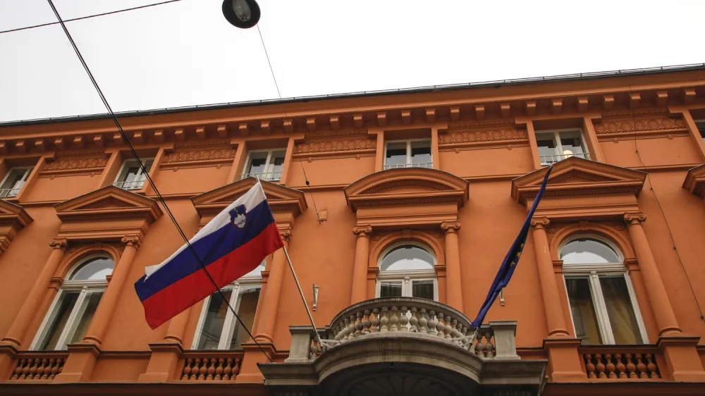 - Ustavno sodi&scaron;če Republike Slovenije, Beethovnova ulica 10, stavba<br><br><br>    //FOTO: Jaka Gasar