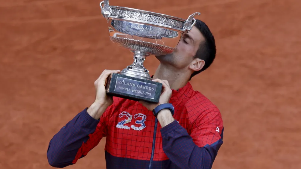 Novak Đoković je v nedeljo&nbsp; v Parizu osvojil &scaron;esti teni&scaron;ki turnir največje četverice od zadnjih osmih, na katerih je nastopil.