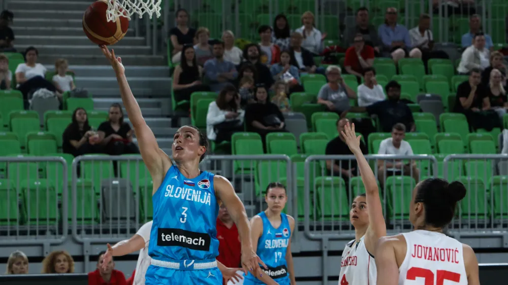 - 08.06.2023 &ndash; ženska ko&scaron;arka - Slovenija: Črna gora, pripravljalna prijateljska tekma ženskih reprezentanc pred bližnjim evropskim prvenstvom v Ljubljani. //FOTO: Bojan Velikonja 