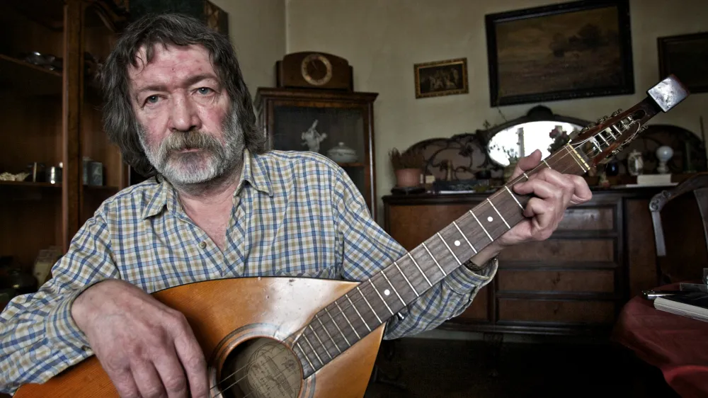 Tomaž Pengov, glasbenik, kantavtorjev,   //FOTO: Jaka Adamič