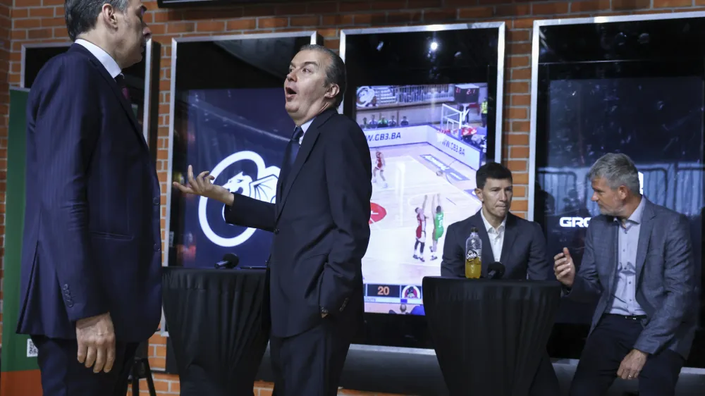 novi trener Cedevite Olimpije Simone Pianigiani- 14.06.2023 - Predstavitev novega trenerja Cedevite Olimpije in novega &scaron;portnega direktorja //FOTO: Jaka Gasar