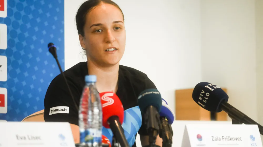 Zala Fri&scaron;kovec- 12.06.2023 &ndash; Novinarska konferenca ženske reprezentance Slovenije pred bližnjim evropskim prvenstvom v Ljubljani. //FOTO: Nik Erik Neubauer