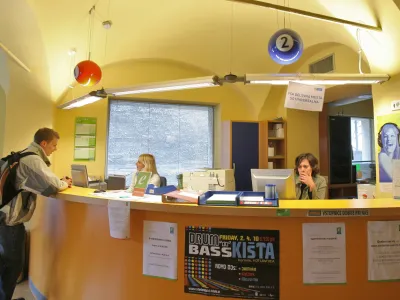 Najvi&scaron;je so urne postavke za poučevanje in in&scaron;trukcije, ki se začnejo pri 12 evrih bruto.