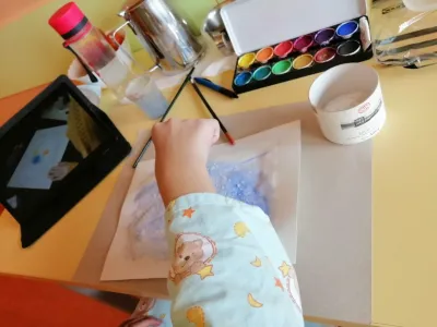 Boln&scaron;nična &scaron;ola, likovni pouk