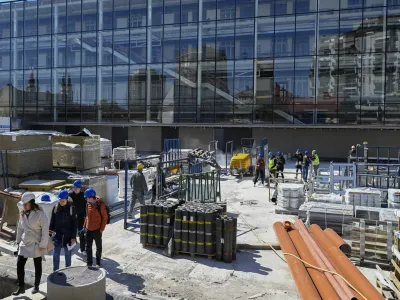 Delovi&scaron;če Center Rog, novo ustvarjalno sredi&scaron;če Ljubljane - 04.04.2023 - Ekskurzija po Ljubljani z ljubljanskim županom - //FOTO: Nik Erik Neubauer