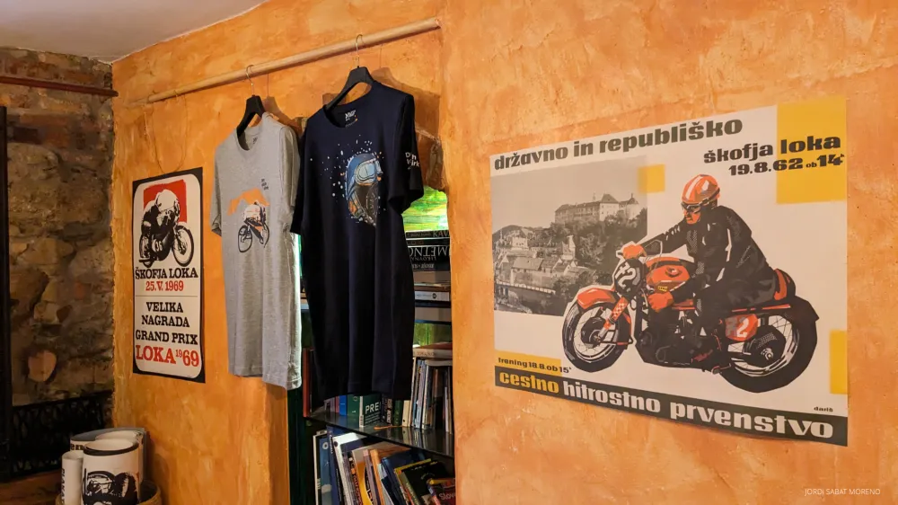 Častitljivo obletnico lo&scaron;kih dirk bodo zaznamovale različne prireditve in razstave.

&nbsp;