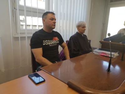 Kristijan Kamenik je po dobrih 26 letih celjsko sodi&scaron;če zapustil zadovoljen. Nepravnomočno so ga oprostili vseh obtožb v zadevi Tekačevo. F Mojca Marot